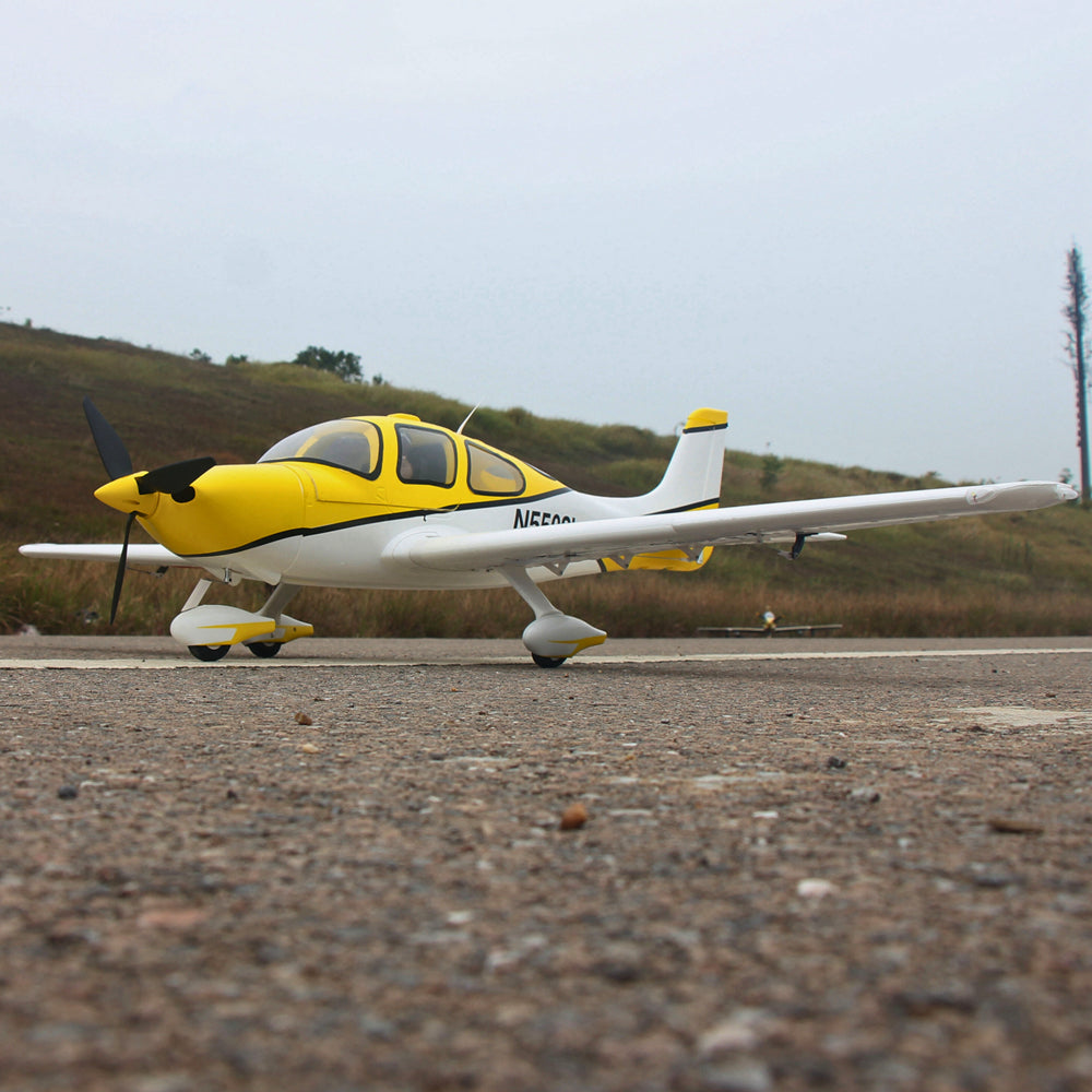Dynam Cirrus SR22 V3 Trainer 4S Yellow RC Scale Airplane 1.4m Wingspan PNP BNF RTF DY8936YL