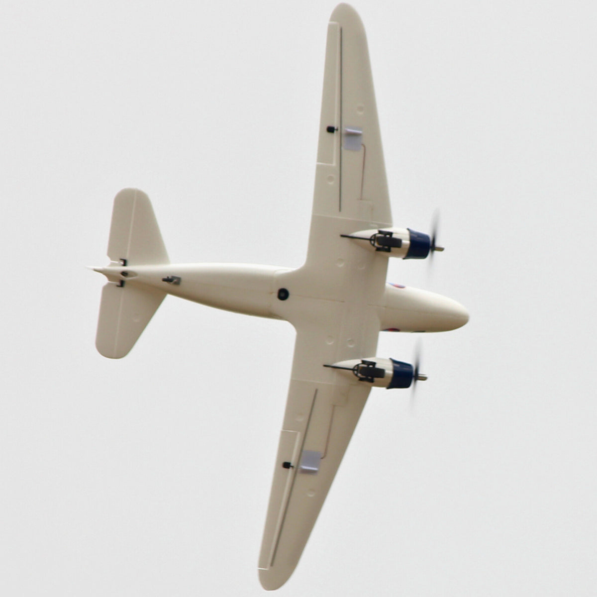 Dynam-DC-3-Skybus-White-RC-Remote-Control-Warbird-Aircraft-1500mm-Wingspan-Wingspan-PNP-SPNP-BNF-RTF-6C-DY8931WT_8