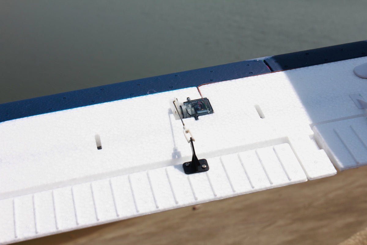 Dynam-DHC-2-Beaver-V2-Blue-4S-Sea-Land-STOL-RC-Remote-Control-Float-Plane-1500mm-Flaps-PNP-SPNP-BNF-RTF-8C-DY8961BL_46