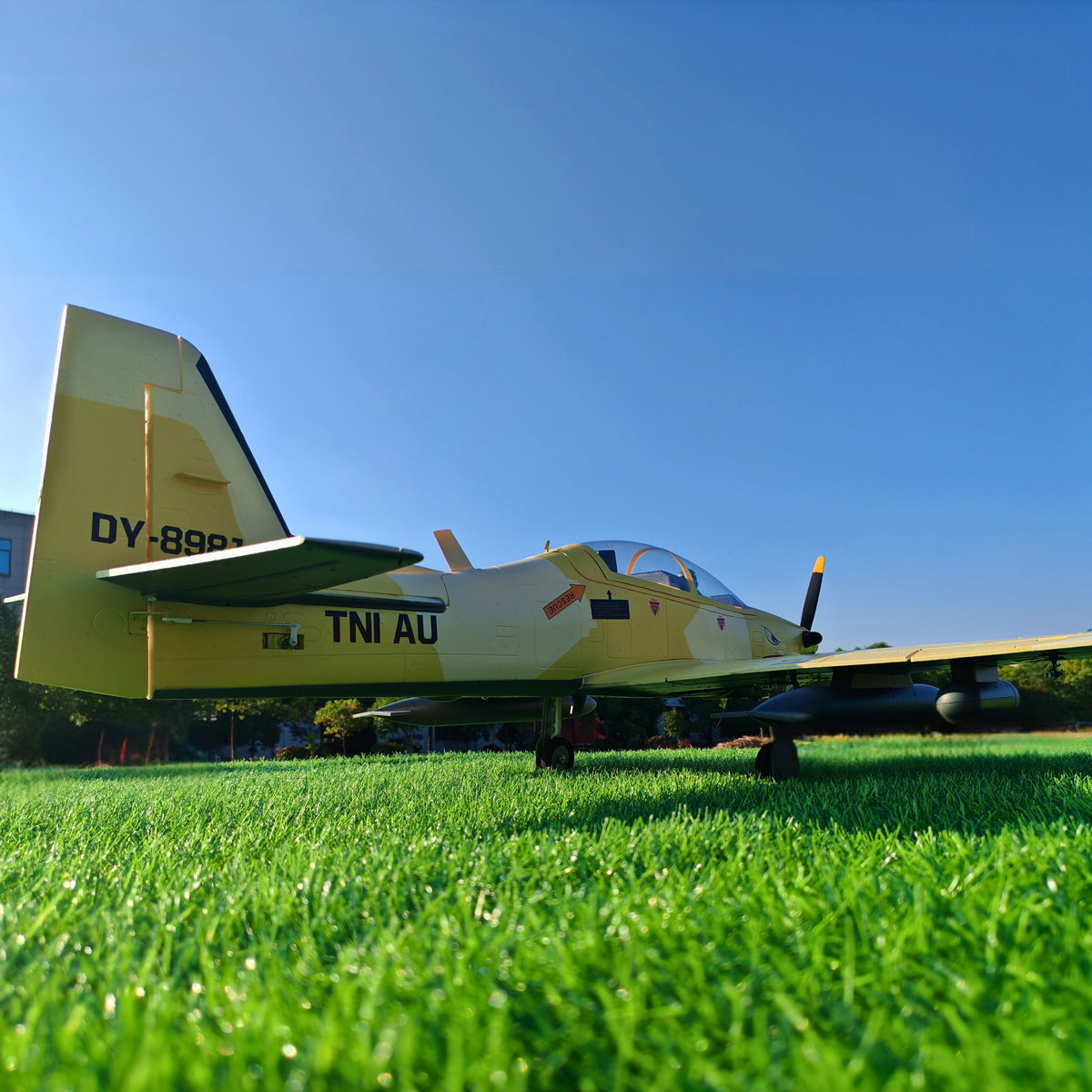 Dynam EMB 312 Tucano 4S Radio Controlled Scale Plane 1300mm Wingspan w Flaps PNP BNF RTF DY8981