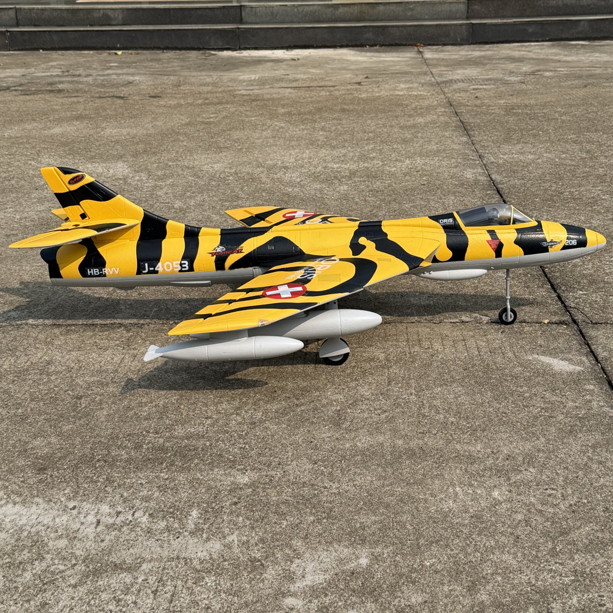 Dynam Hawker Hunter 4S 70mm 12 Blade RC Remote Control Beginner EDF Jet Airplane Flaps PNP BNF SPNP RTF DY8976