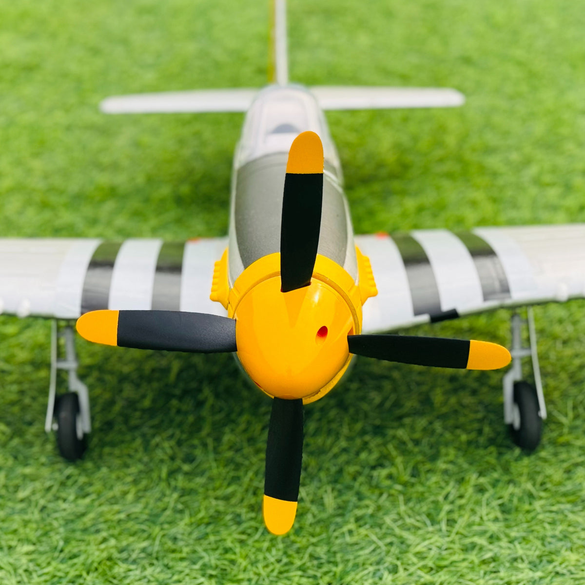 Dynam-P51-Mustang-V2-Silver-RC-Radio-Controlled-Warbird-Plane-1200mm-Wingspan-PNP-SPNP-BNF-RTF-DY8939SV_12