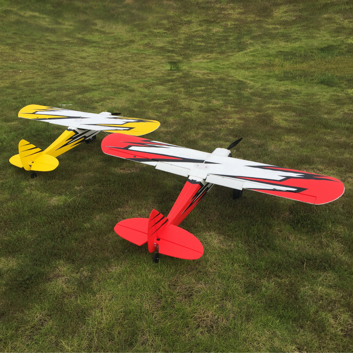 Dynam-Primo-Remote-Controlled-Beginner-Trainer-Red-STOL-Bigfoot-4S-1.5m-Flaps-DY8971RD-RTF_13