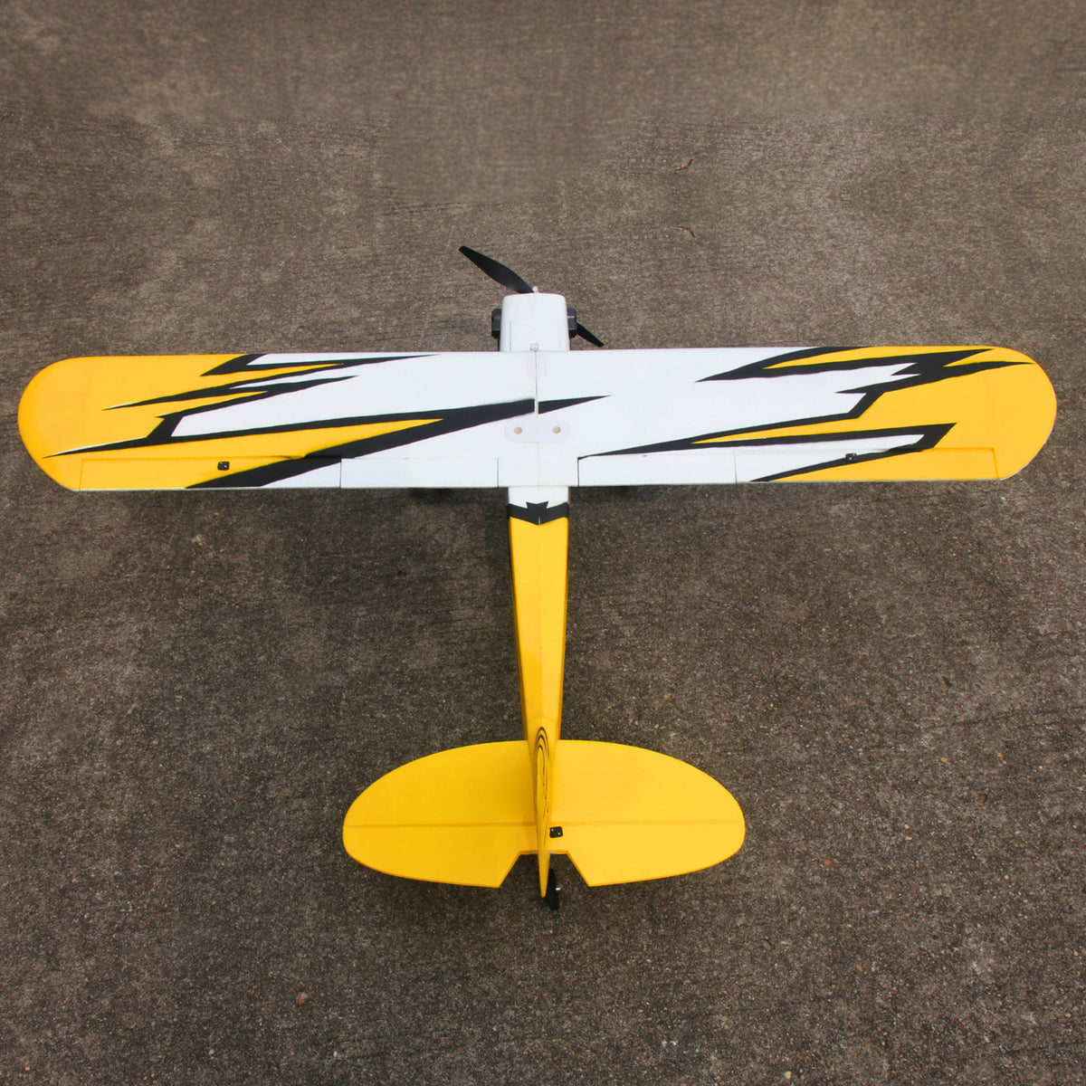Dynam-Primo-Remote-Controlled-Beginner-Trainer-Yellow-STOL-Bigfoot-4S-1.5m-Flaps-DY8971YL-RTF_6