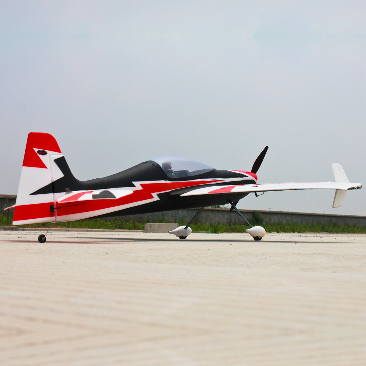 Dynam-Sbach-342-4S-Remote-Controlled-Aerobatic-3D-Sport-Plane-1.25m-Wingspan-RTF-DY8945_9