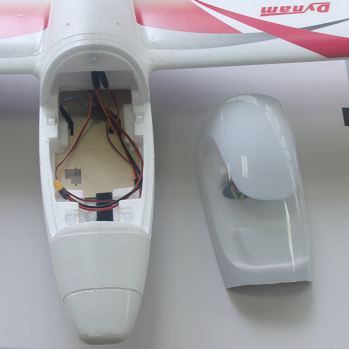 Dynam-Seawind-V2-Red-4S-Remote-Controlled-Starter-Seaplane-1220mm-Wingspan-Landing-Gear-PNP-BNF-SRTF-iStone-DY8968V2RD_9