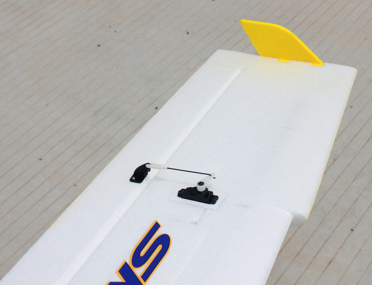 Dynam-Smart-3D-Sport-Trainer-V2-4S-Remote-Controlled-Aerobatic-Airplane-1500mm-Wingspan-PNP-iStone-BNF-SRTF-DY8962V2_40