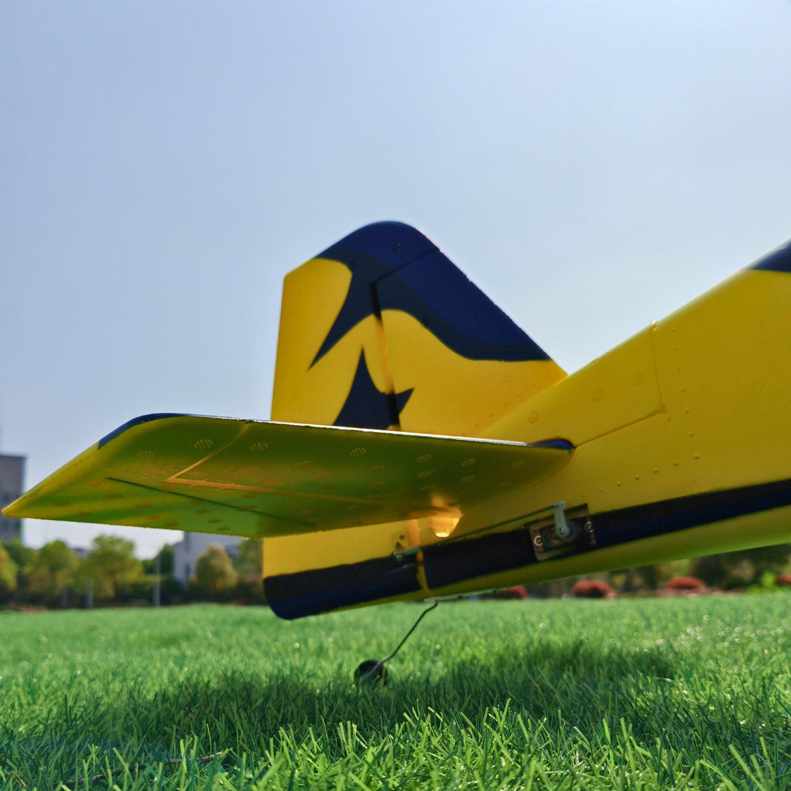 Dynam-Sukhoi-SU-26M-V2-Red-4S-RC-Remote-Control-3D-Foam-Aerobatic-Plane-1200mm-Wingspan-PNP-BNF-RTF-DY8948BL_21