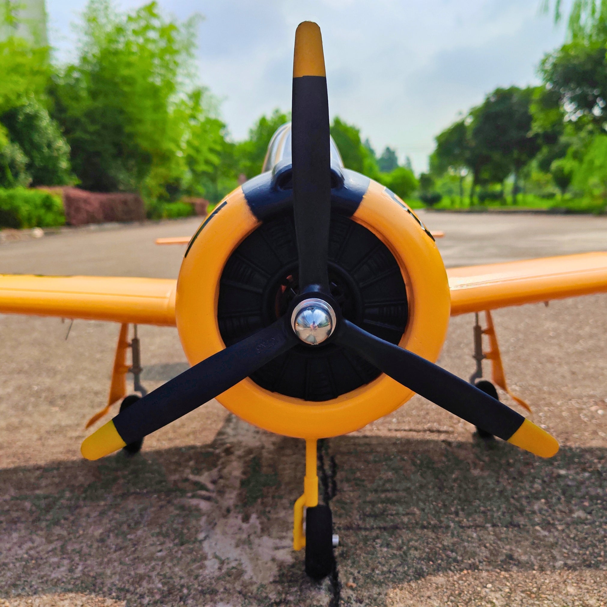 Dynam T 28 Trojan V2 Yellow 4S RC Remote Control Warbird Airplane 1300mm Wingspan Flaps PNP BNF SPNP SRTF DY8940YL