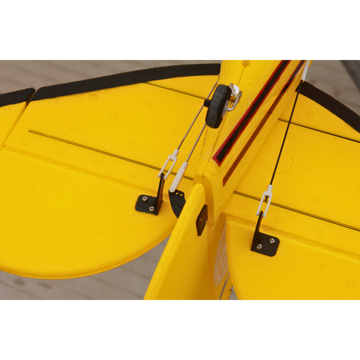 Dynam-Waco-YMF-5D-V2-Yellow-4S-Remote-Controlled-Biplane-1300mm-Wingspan-PNP-iStone-BNF-SRTF-DY8952YL_47