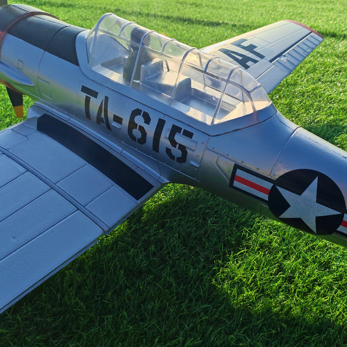 Dynam-AT-6-Texan-V3-4S-RC-Warbird-Airplane-1.4m-3-Flaps-RTF-DY8944_12