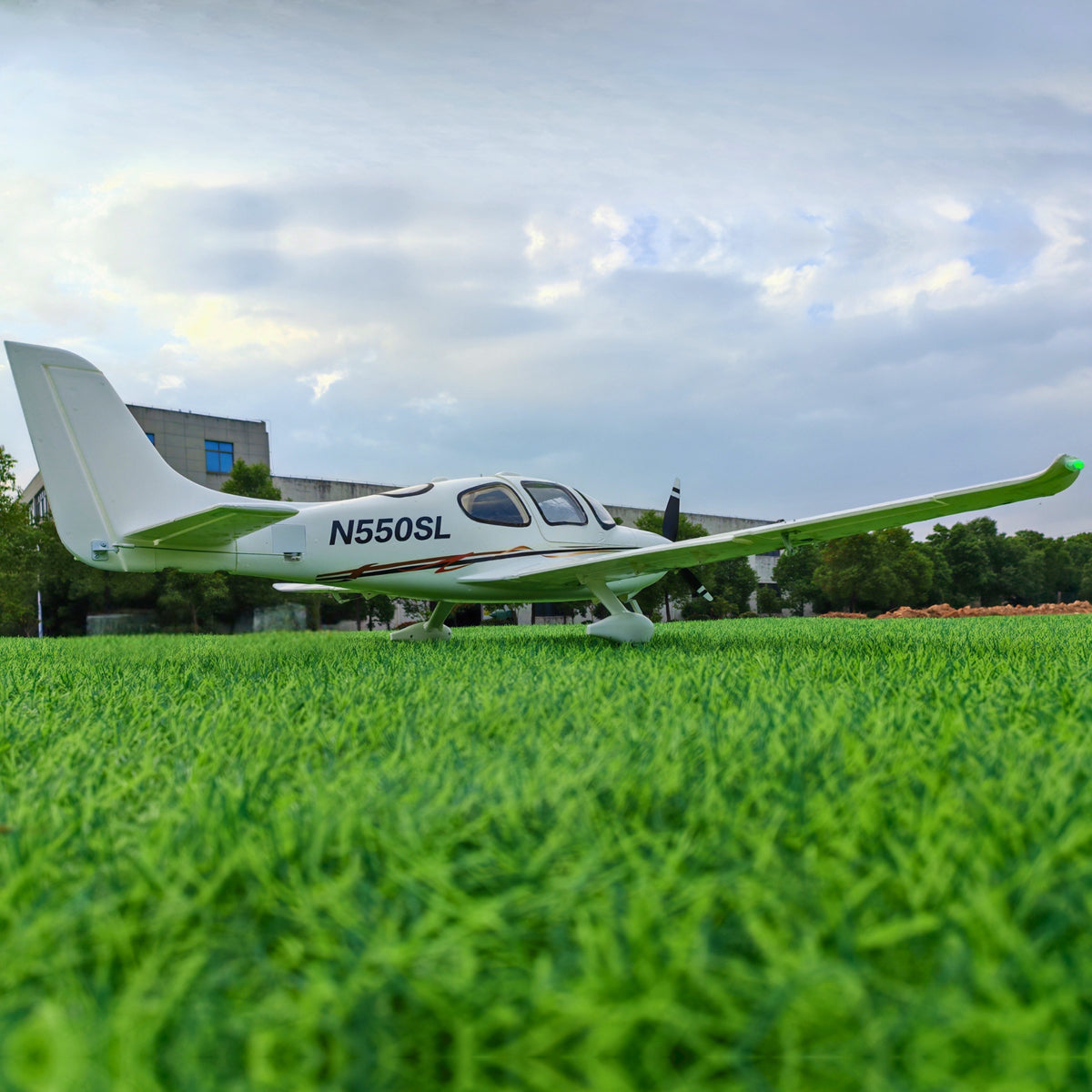 Amélioré! Dynam Cirrus SR22 V3 Trainer 3S/4S White Avion RC Scale 1,4 m Envergure