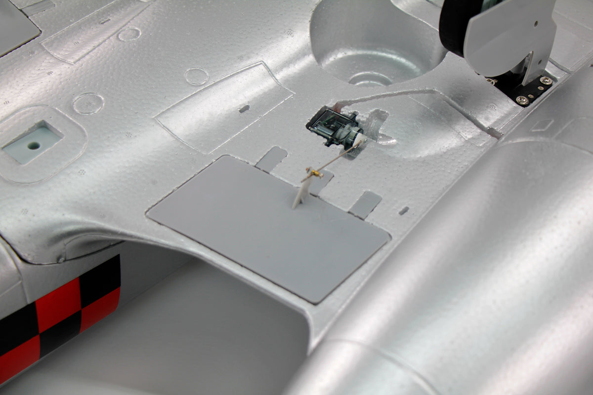 Dynam-Gloster-Meteor-F8-V2-Silver-6S-12-Blade-Twin-Inrunner-70mm-Remote-Controlled-EDF-Jet-Flaps-DY8974_22