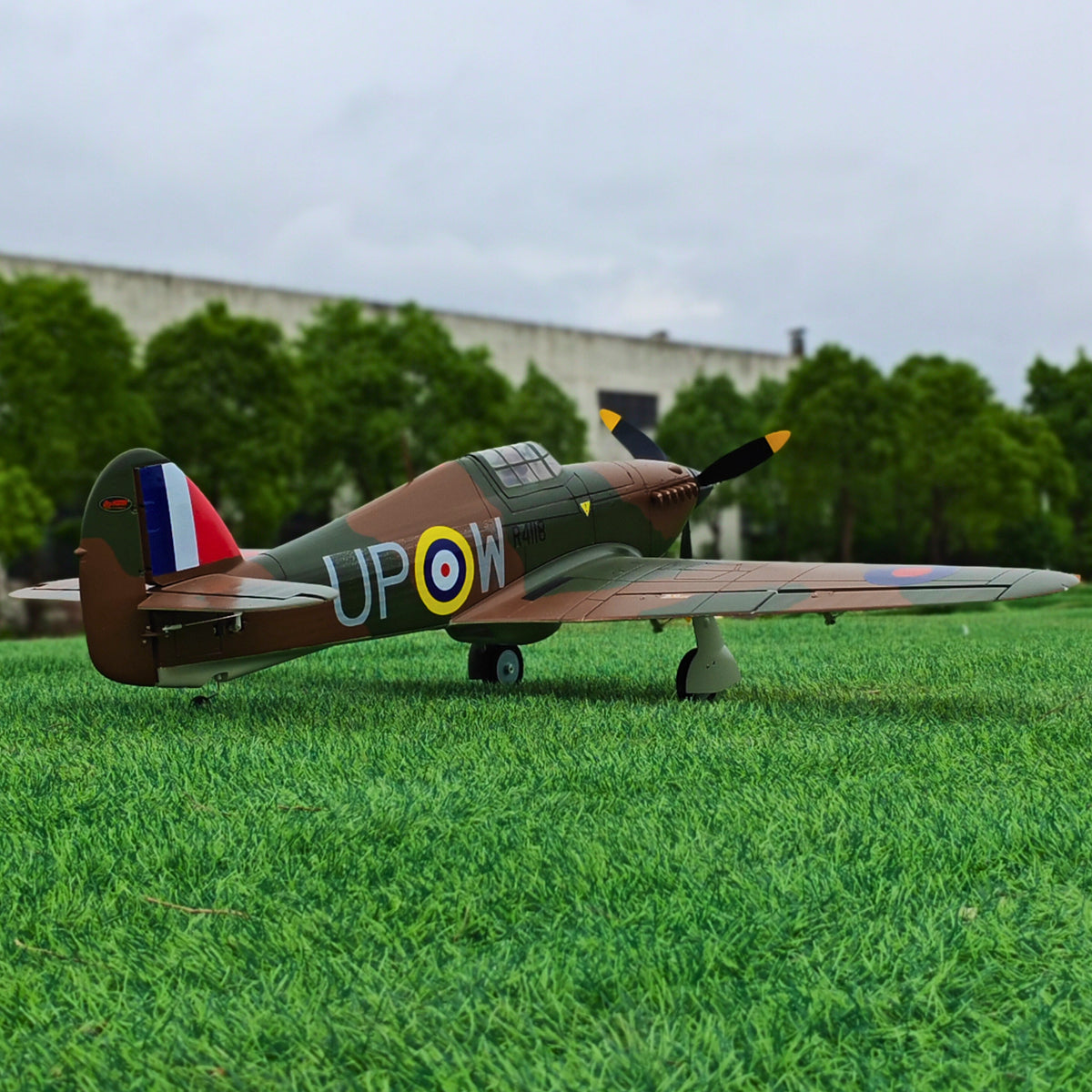 Dynam-Hawker-Hurricane-V3-4S-Remote-Controlled-RC-Warbird-Airplane-1250mm-Flaps-DY8966-PNP-iStone-BNF-SRTF_1