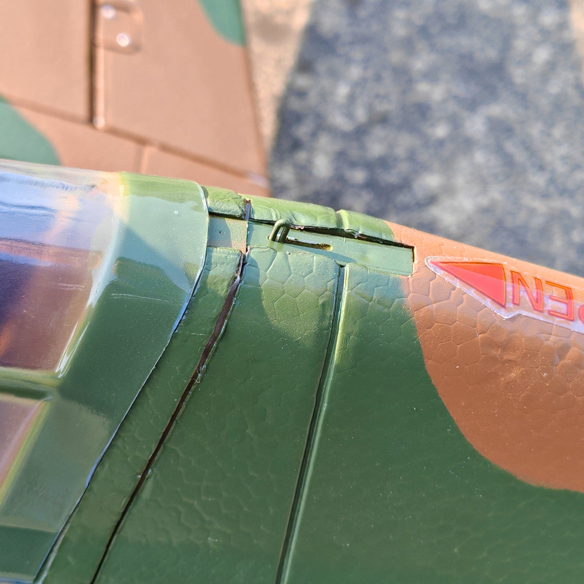 Dynam-Hawker-Hurricane-V3-4S-Remote-Controlled-RC-Warbird-Airplane-1250mm-Flaps-DY8966-PNP-iStone-BNF-SRTF_15