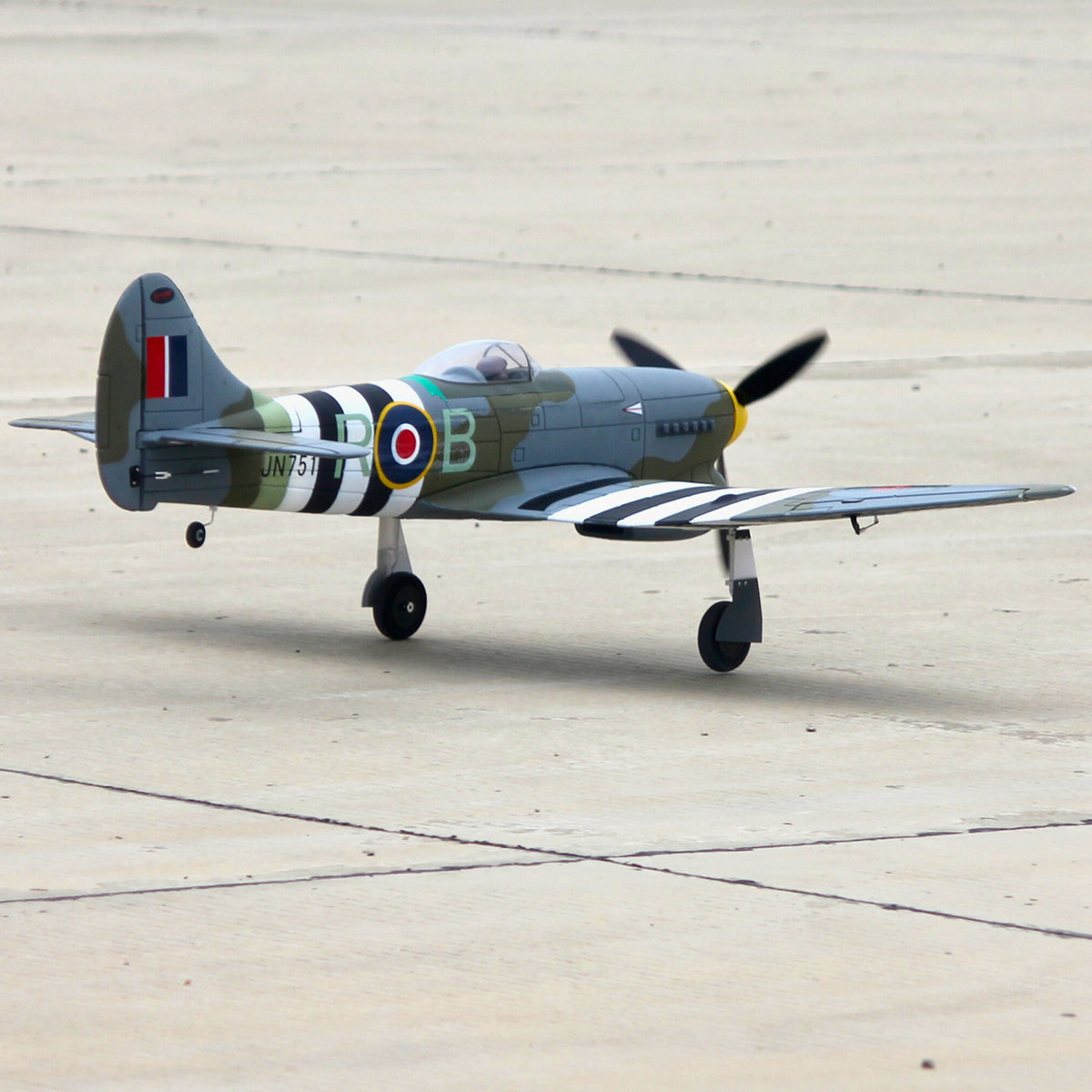 Dynam-Hawker-Tempest-V2-4S-Remote-Controlled-Warbird-Airplane-1250mm-DY8959-RTF_11