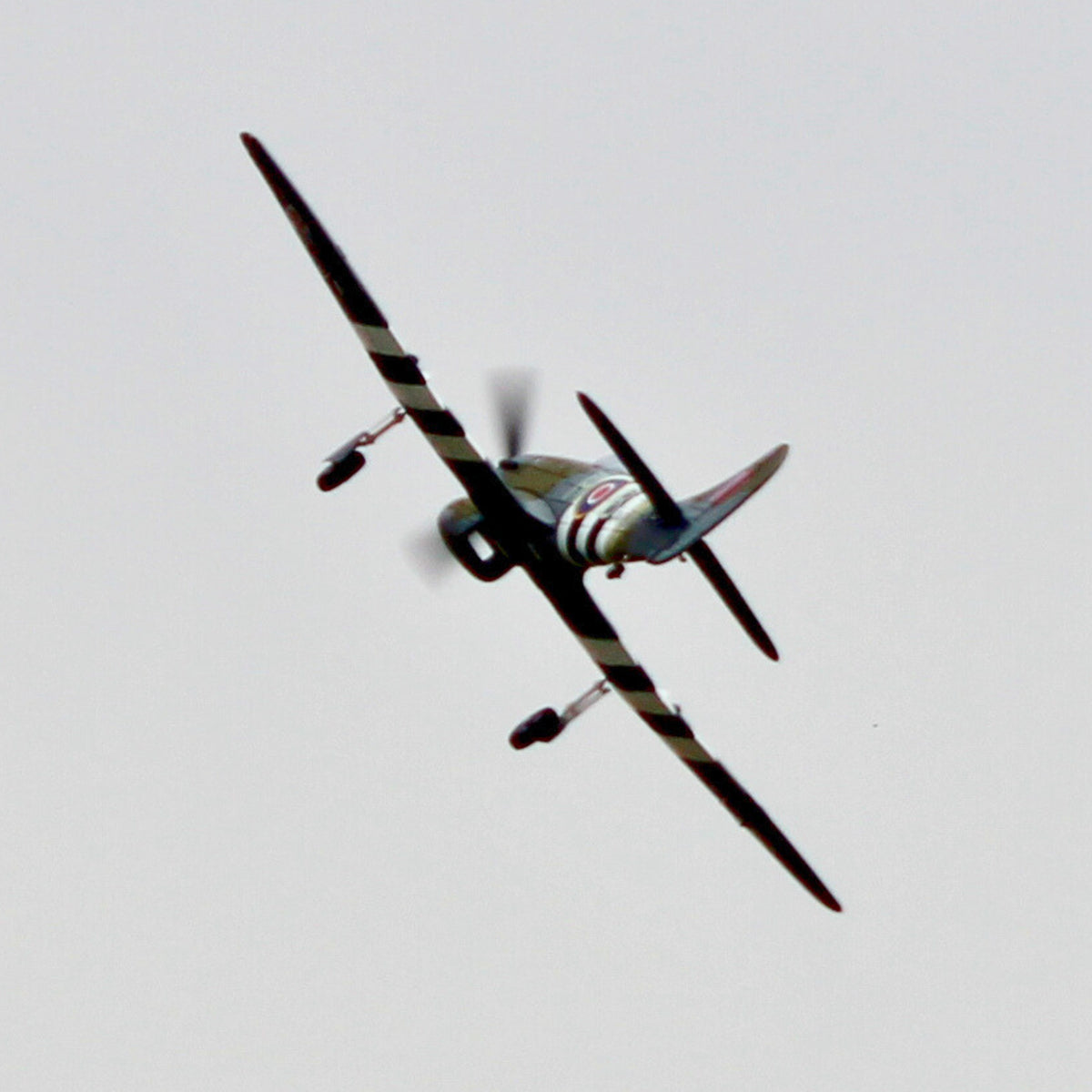 Dynam-Hawker-Tempest-V2-4S-Remote-Controlled-Warbird-Airplane-1250mm-DY8959-RTF_28