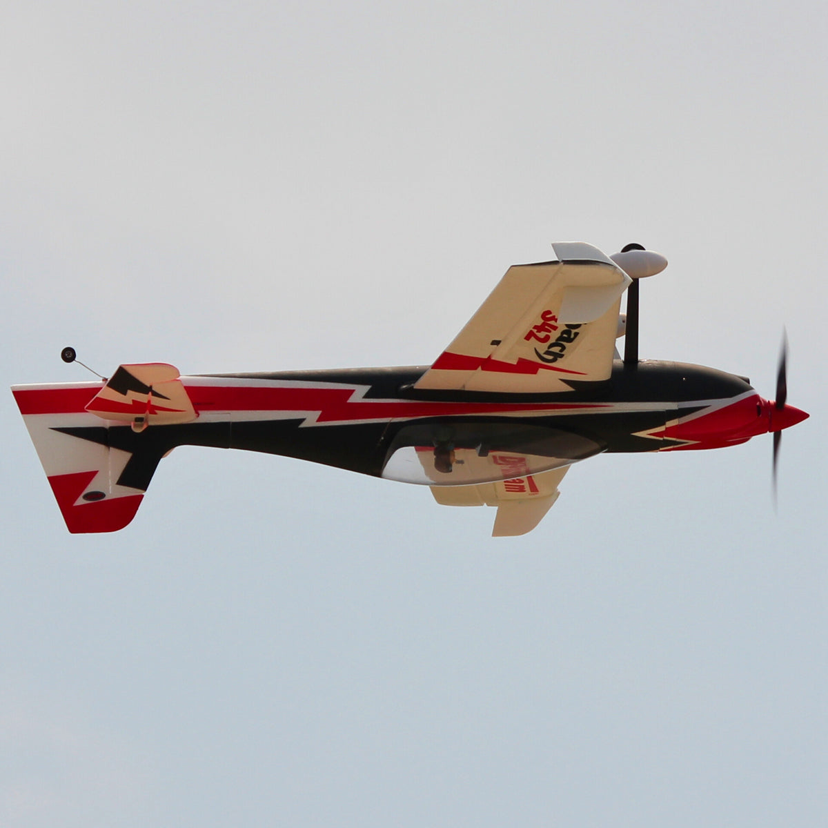 Dynam-Sbach-342-4S-Remote-Controlled-Aerobatic-3D-Sport-Plane-1.25m-Wingspan-RTF-DY8945_38