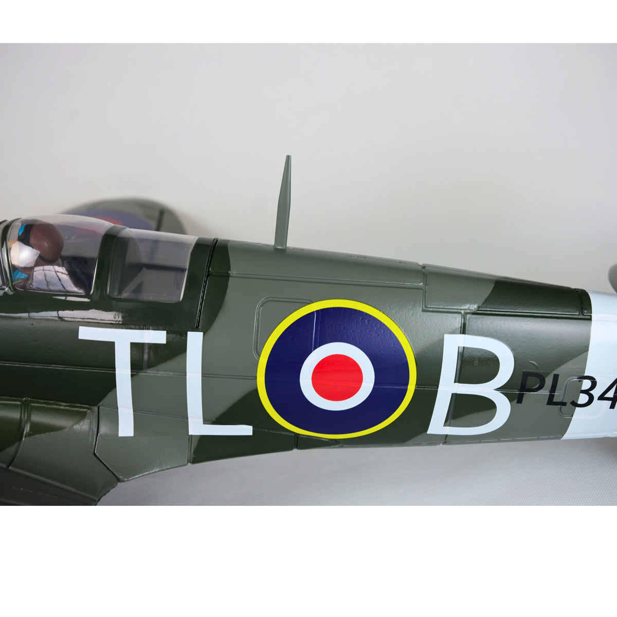 Dynam Supermarine Spitfire V3 RC Warbird 1.2m w/ Flaps